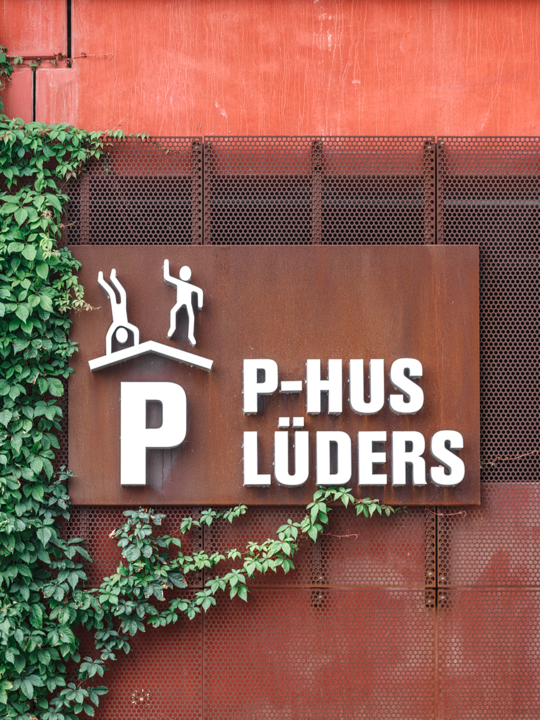 Parking house Lüders